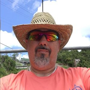 Meet your Posher, Armando